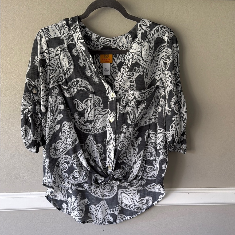 Gray and White Blouse with Tie Front and Mandarin Collar